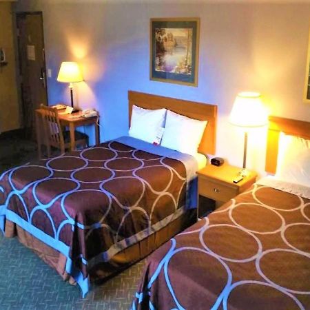 Super 8 By Wyndham Mahwah Hotel Eksteriør billede